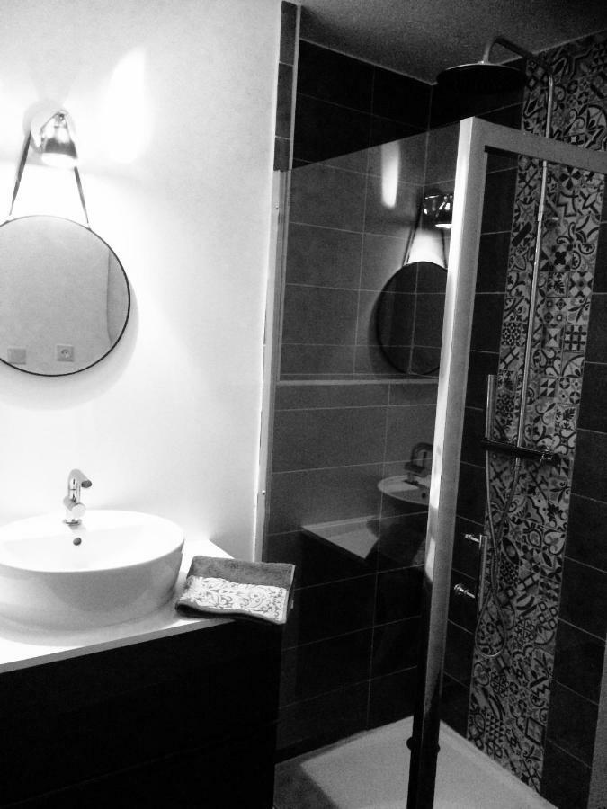 Les Gites De Laure - L'Or Vert, Appartement Avec Vue Sur Le Chateau, Parking Prive, Climatisation, Netflix, A 160 M De La Cite Medievale カルカソンヌ エクステリア 写真